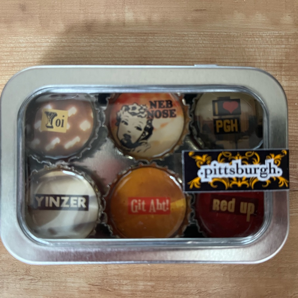 NIB Pittsburgh Bottlecap Magnets